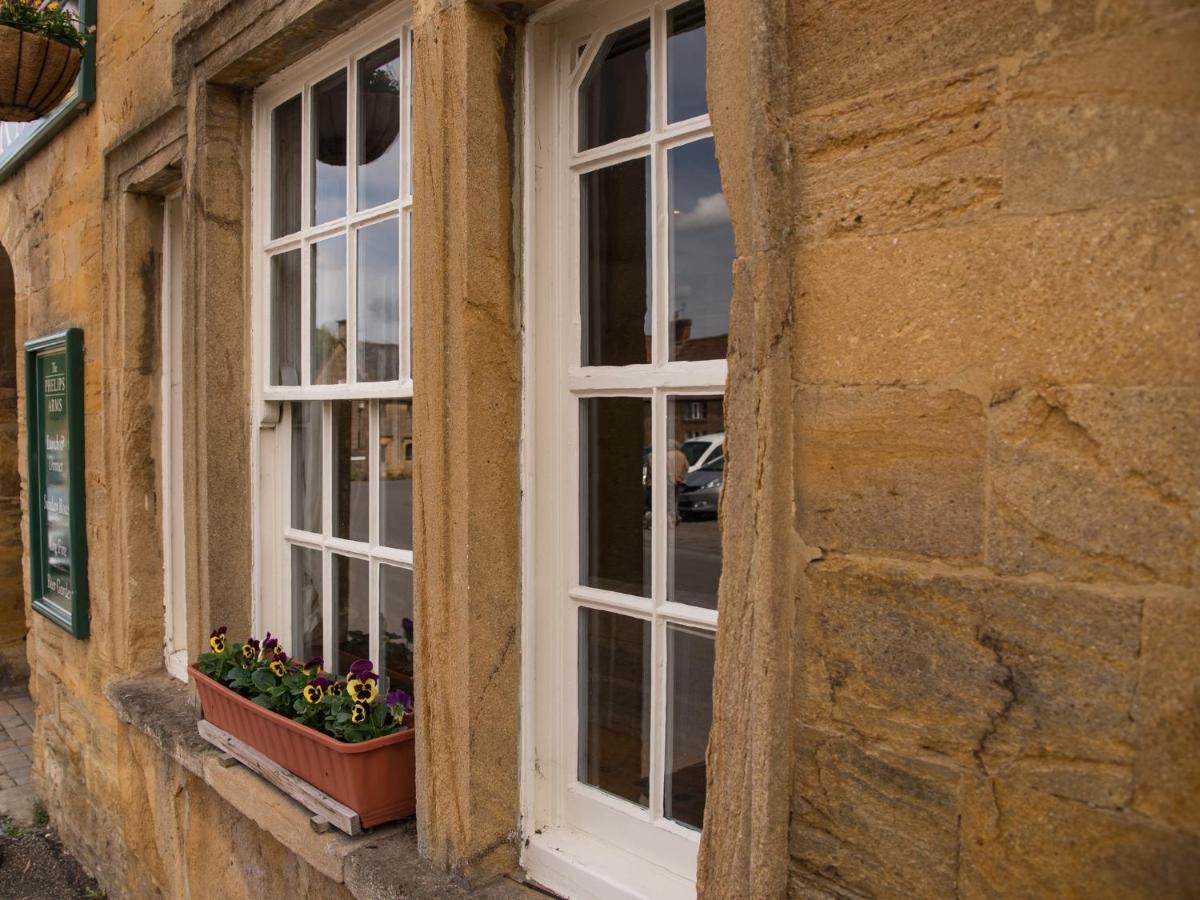 Phelips Arms Montacute Exterior foto