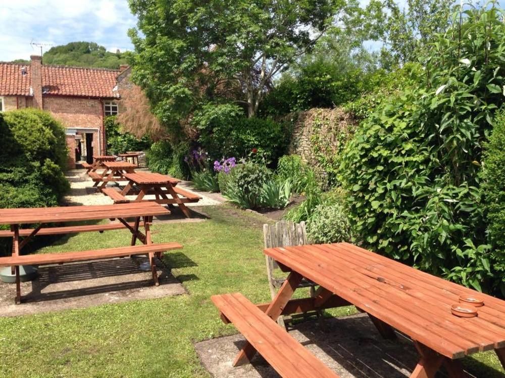 Phelips Arms Montacute Exterior foto